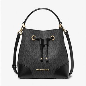 NWT MICHAEL KORS MERCER SMALL BUCKET CROSSBODY BAG